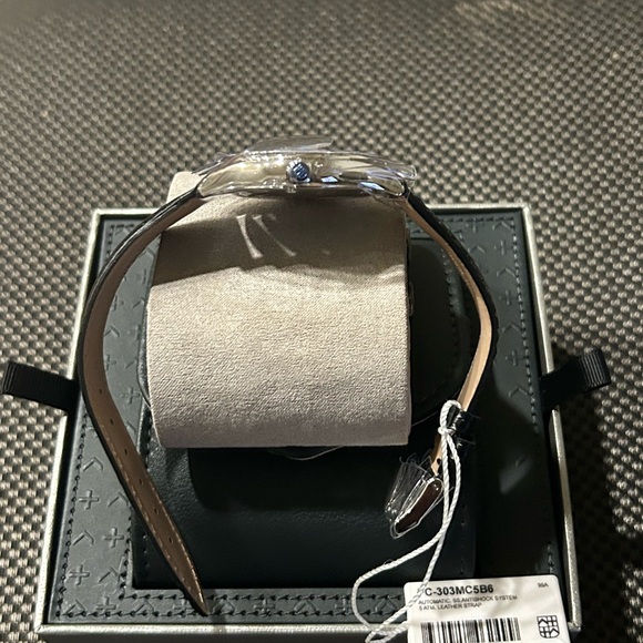 Frederique Constant Classics Index - Picture 4 of 10